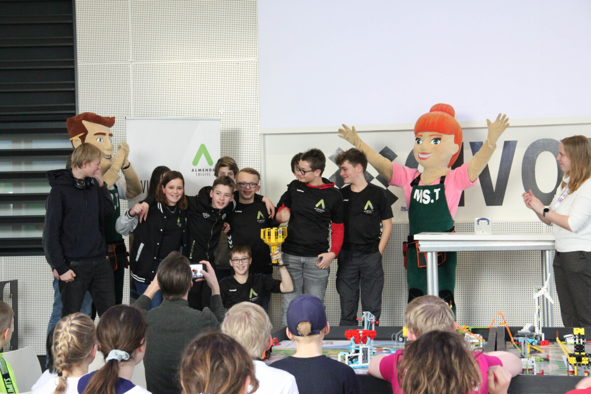 Veel enthousiasme tijdens Regiofinale FIRST® LEGO® League Challenge in CIVON
