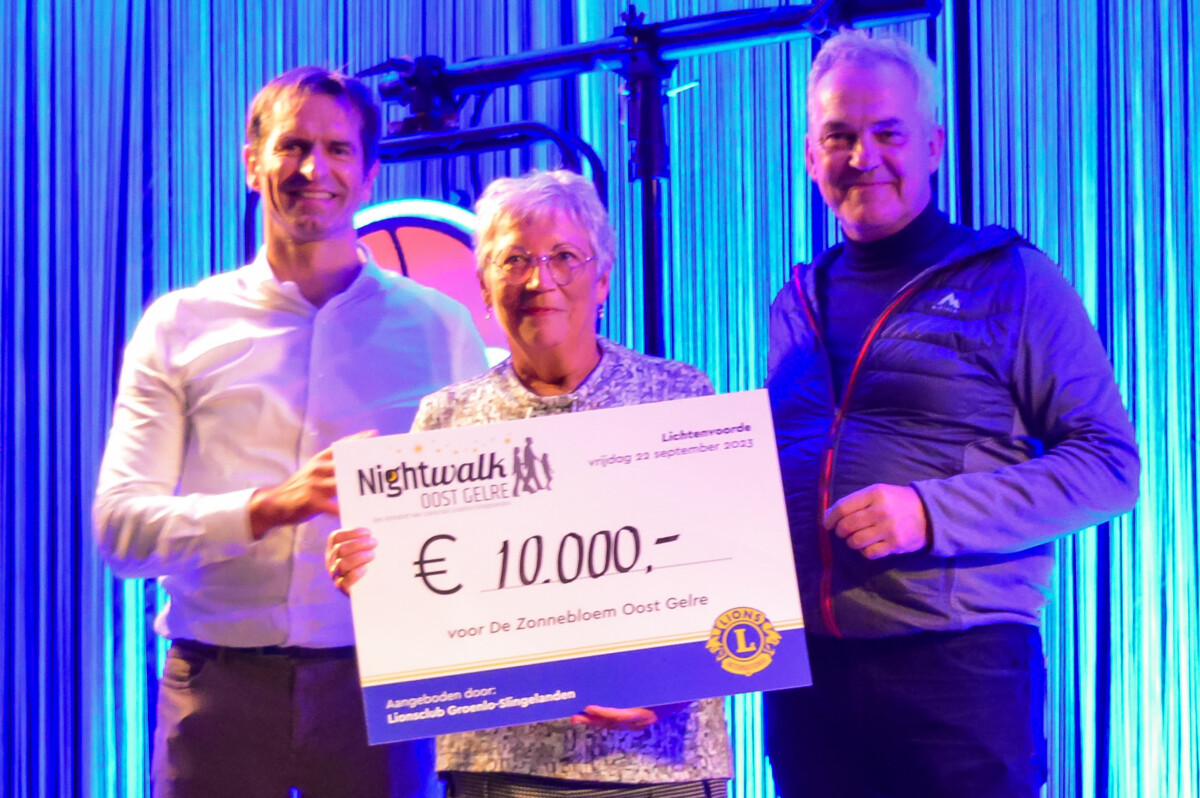 Nightwalk Lichtenvoorde: 1.700 deelnemers, opbrengst 15.000 euro