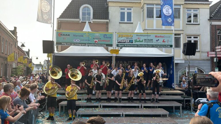 Eierjongens uit Winterswijk winnen Open Achterhoekse Dweilorkesten Kampioenschap