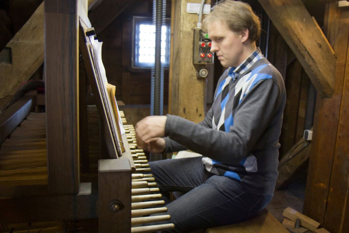 Beiaardconcert in toren Gudulakerk Lochem door Rien Donkersloot