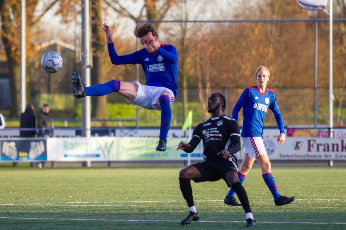 Grol verliest aansluiting met koplopers