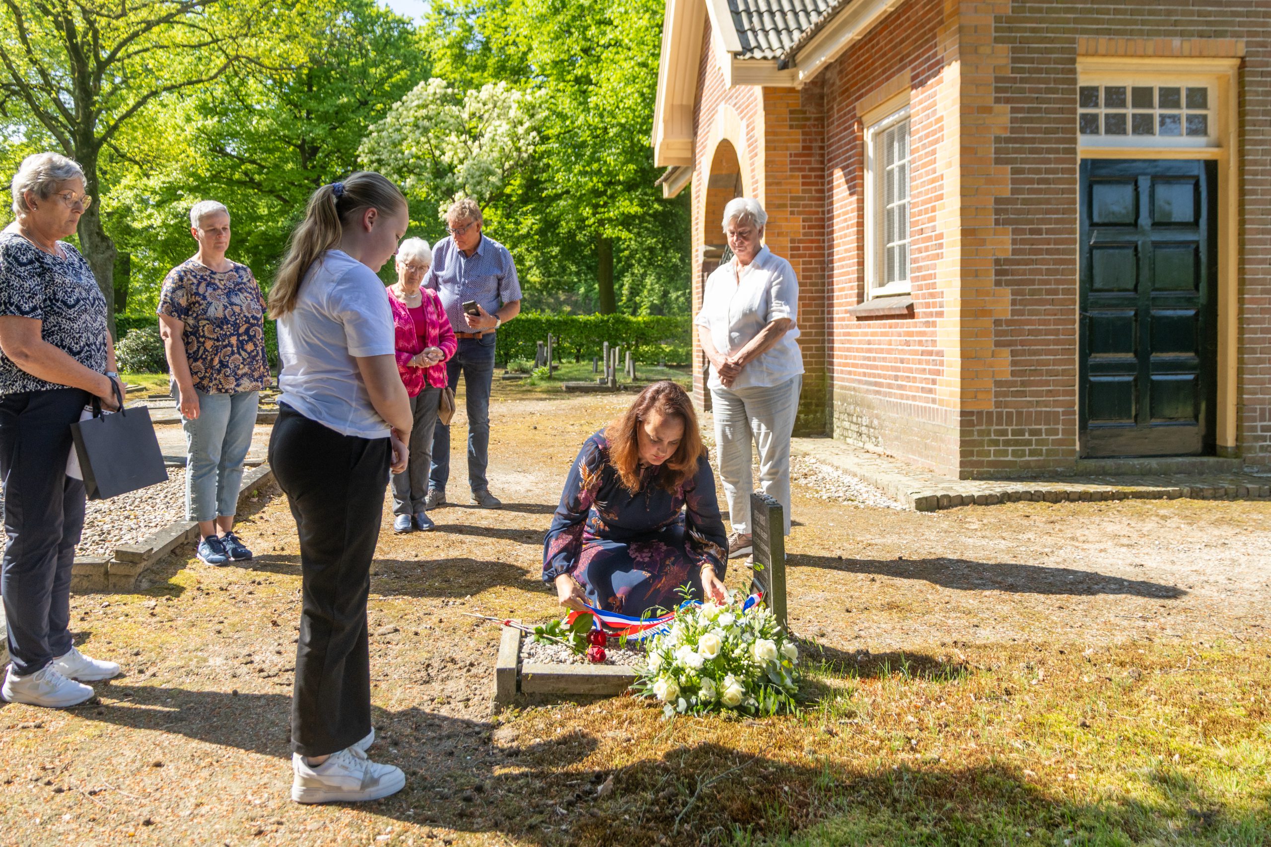 Herdenking bij graf van Sonny Heiny Cohen in Groenlo