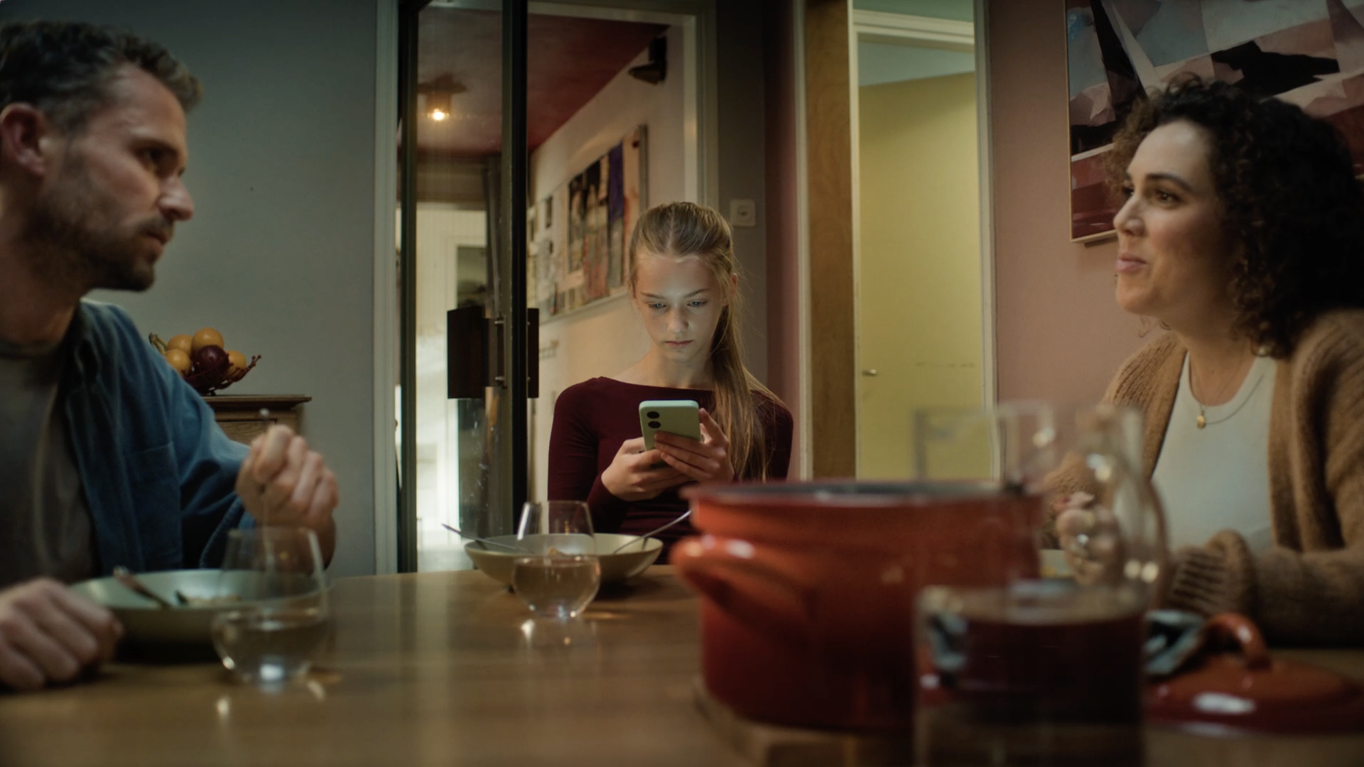 Campagne ‘Blijf in Beeld’ ondersteunt ouders bij smartphonegebruik kinderen