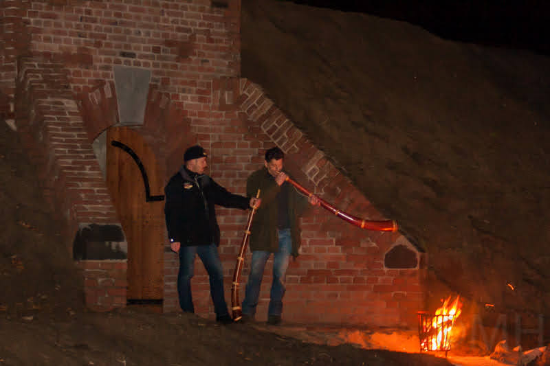 Midwinterhoornwandeling Groenlo viert 15e editie met extra sfeervolle lichtjesroute