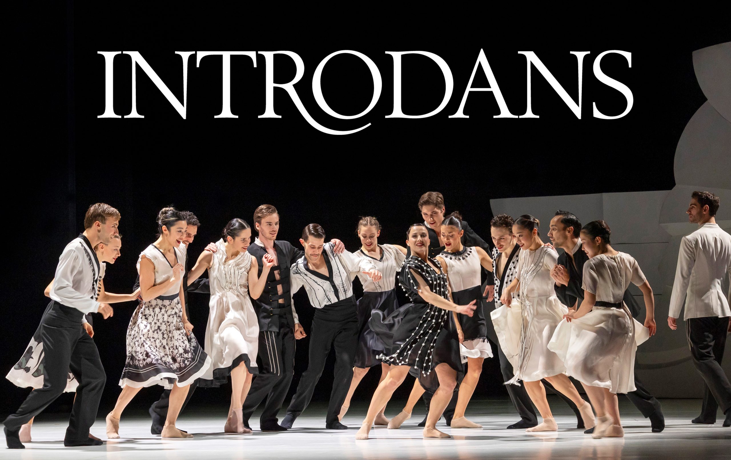 Introdans brengt nieuwe familievoorstelling Carmen naar Amphion