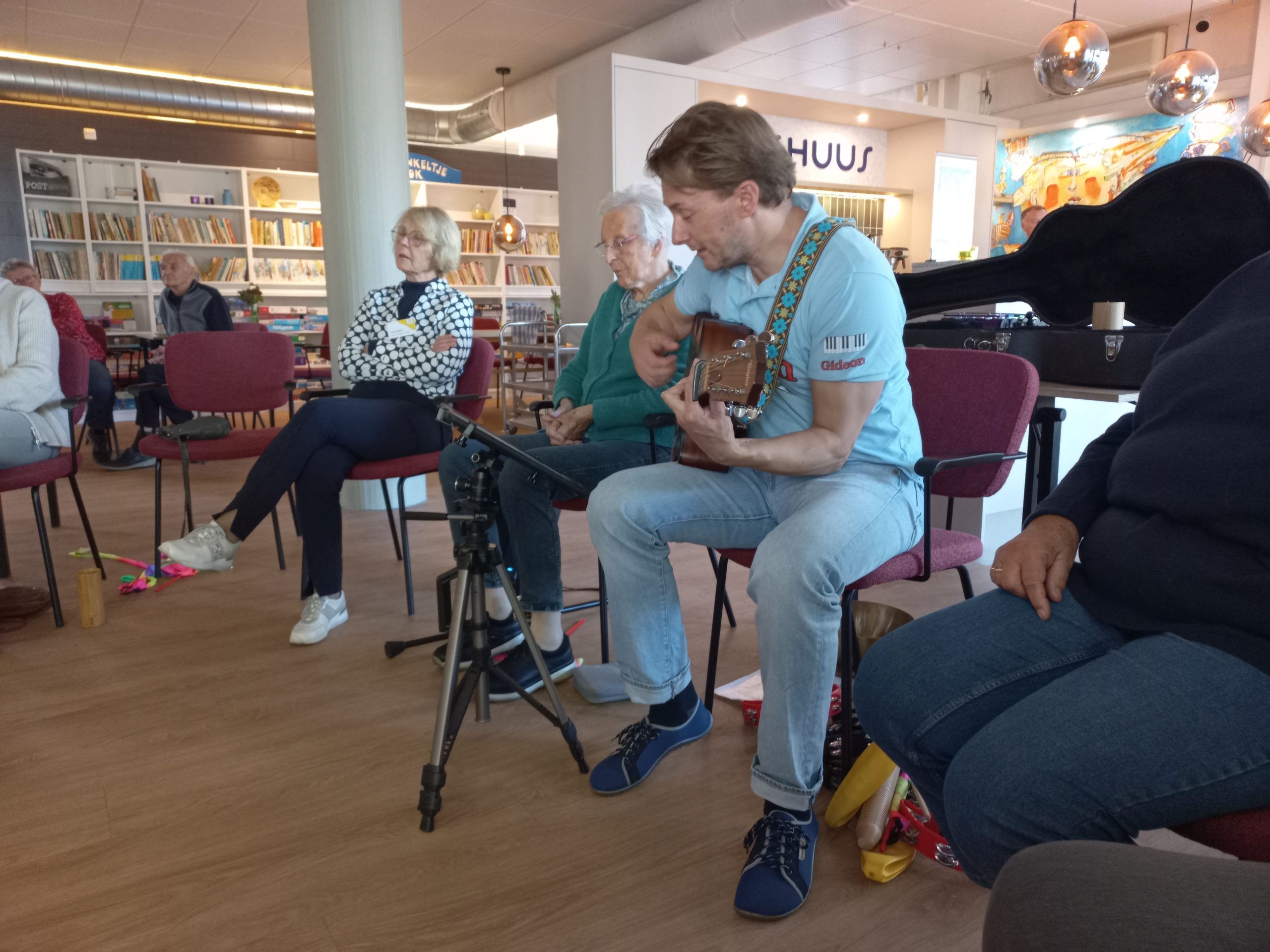 LOCHEM — Muziek en bewegen centraal bij Alzheimer Trefpunt in Lochem