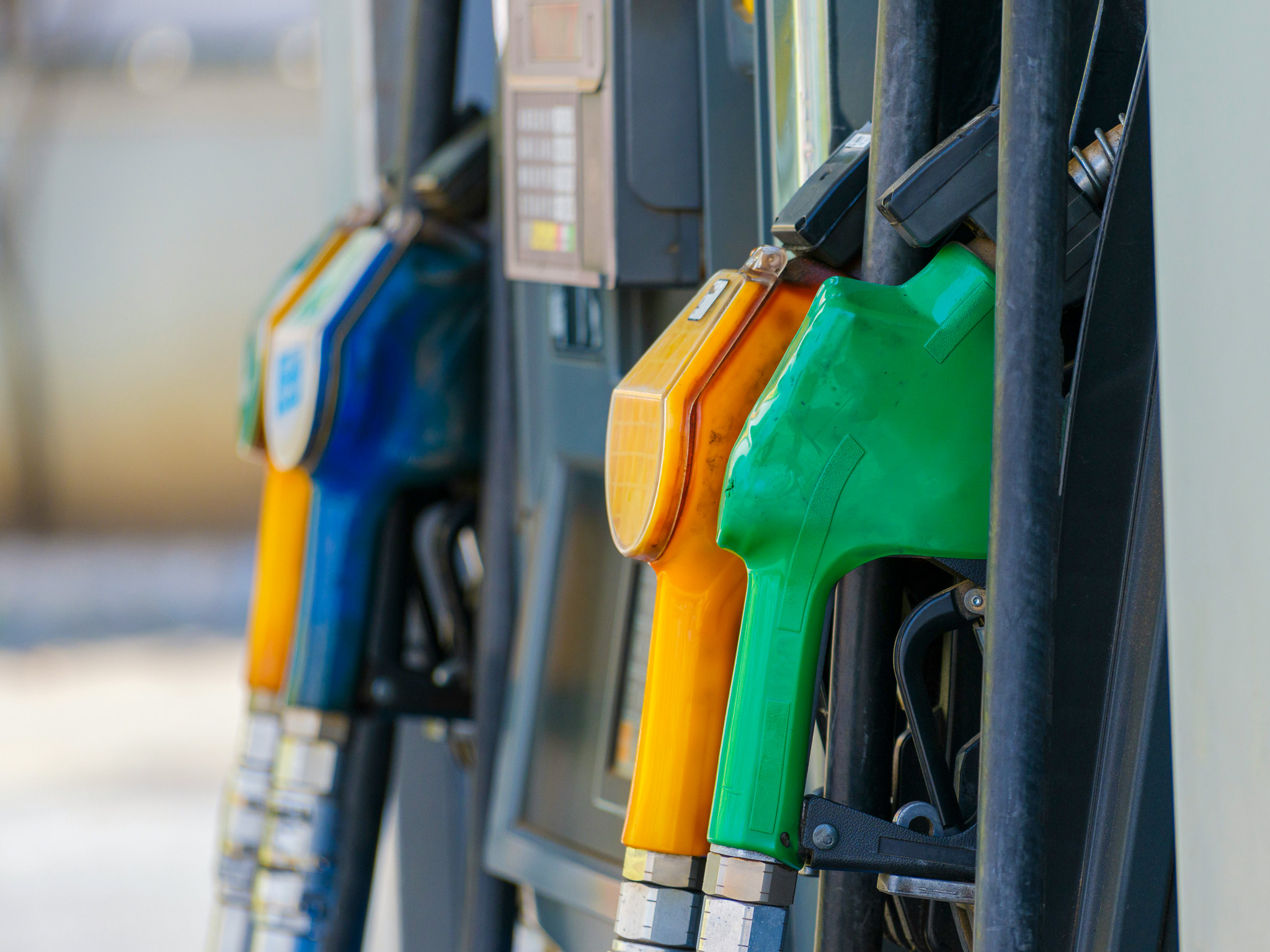 LANDELIJK — Dieselprijs stijgt naar € 2,375 per liter, hoogste niveau in vier jaar