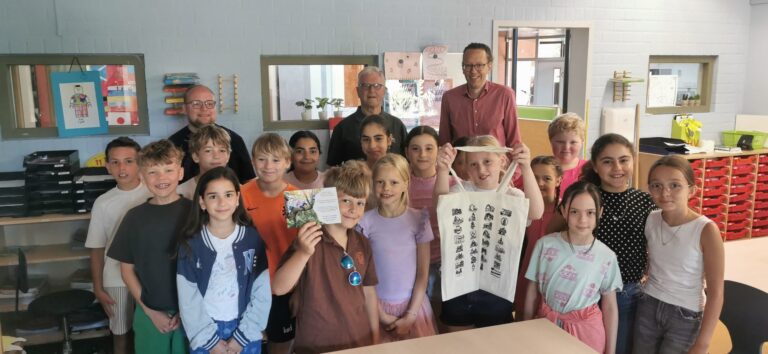 Op-basisschool-t-Prisma-in-Doetinchem-won-Matthijs-Rottger-een-uitje-voor-het-hele-gezin-naar-het-Klimbos-in-Ruurlo