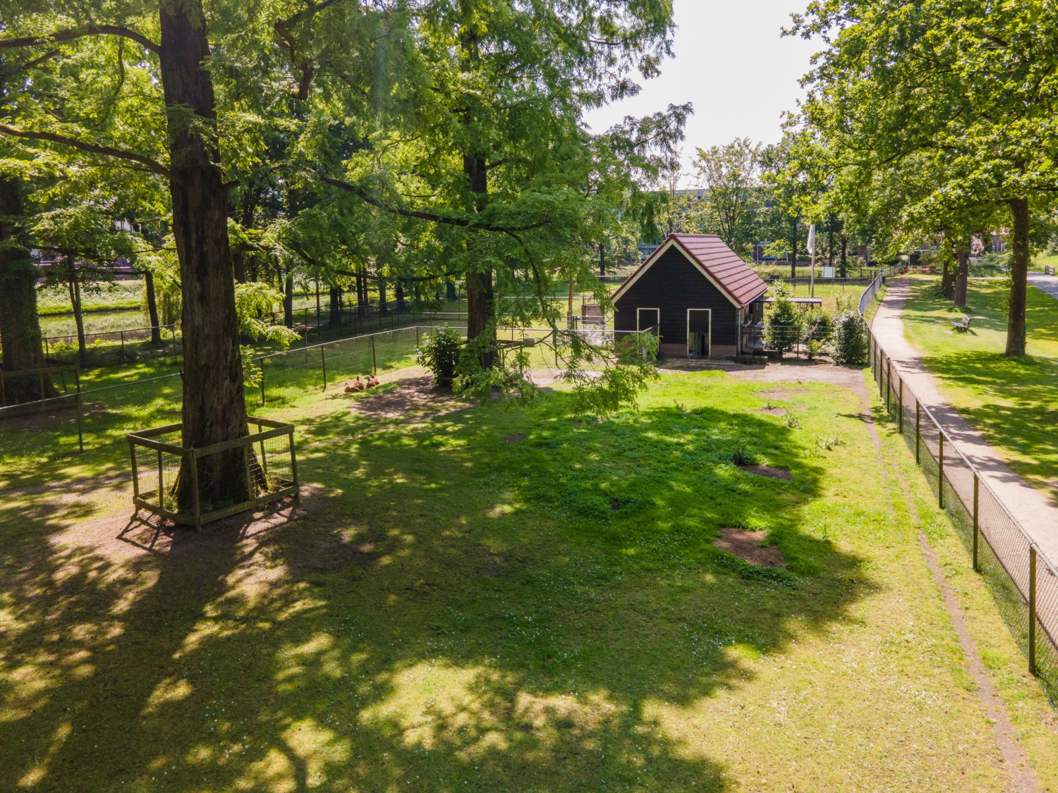 GROENLO — Dierenpark De Halve Maan wacht nog op vaste wateraansluiting