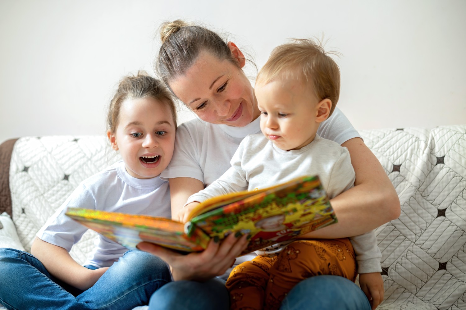 OOST-ACHTERHOEK — Oproep voor nominaties beste voorleesheld van Oost-Achterhoek tijdens Kinderboekenweek